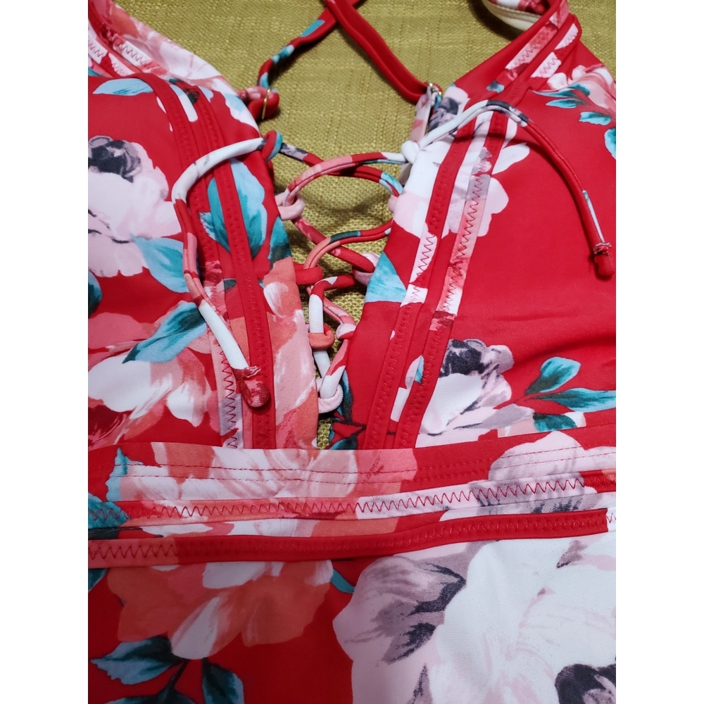 One-Piece Swimsuit, Size Small, Kona Sol - Picture 3 of 8